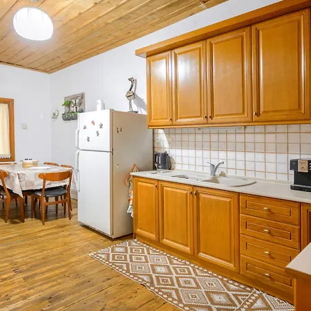 בית נופש Nikolaos House