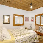 Case de vacanță Nikolaos House *