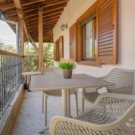 Nikolaos House Tatil Evi