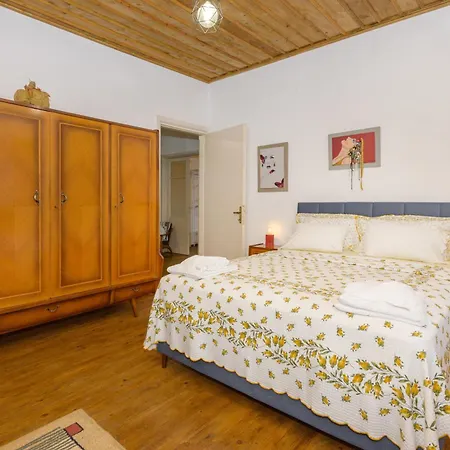 Nikolaos House Tatil Evi