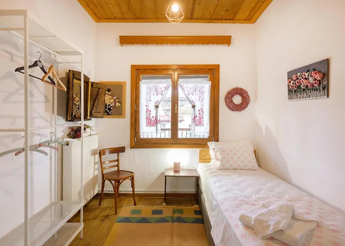Nikolaos House