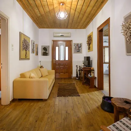 Nikolaos House إيريسوس