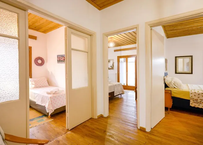 Nikolaos House